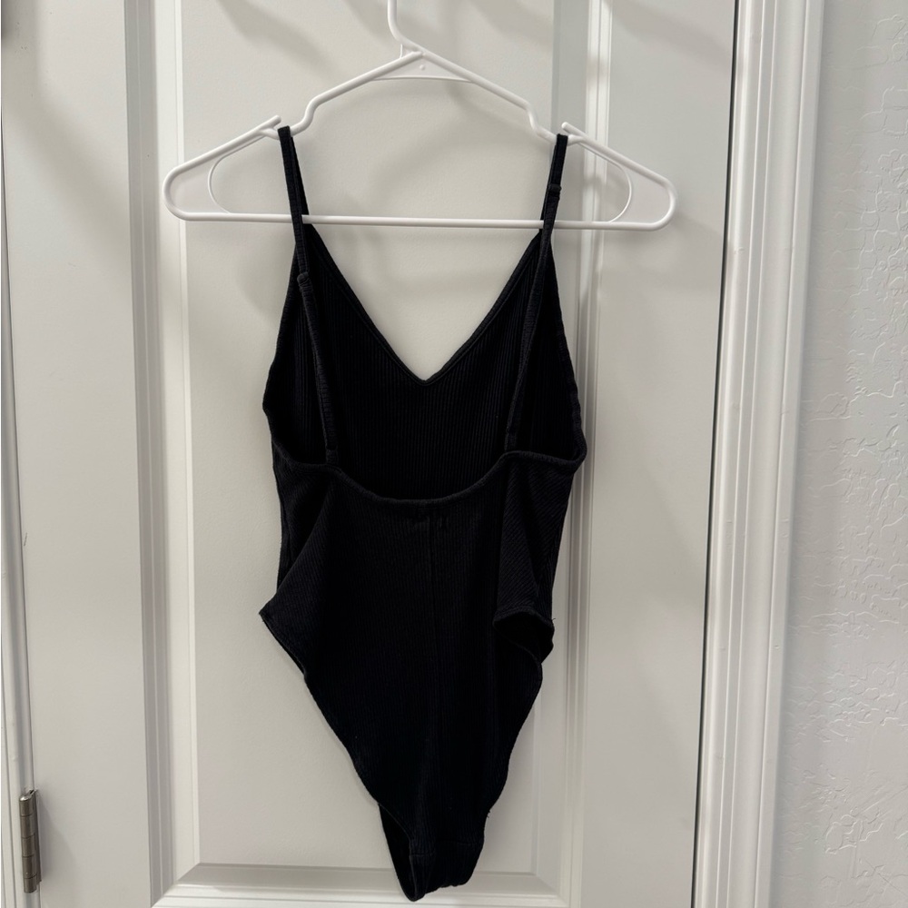 Black Ribbed Bodysuit - Picture 2 of 3